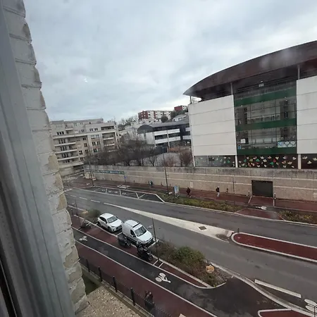 De Luxe Lägenhet Issy-les-Moulineaux